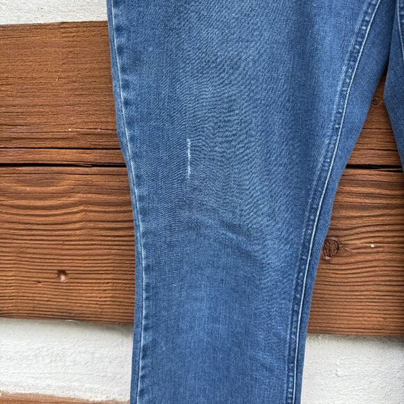 J JILL Denim Kick Flare Ankle Jeans. Raw Hem, Mid-Rise, Stretch, Blue. Sz 6 EUC - Picture 5 of 15